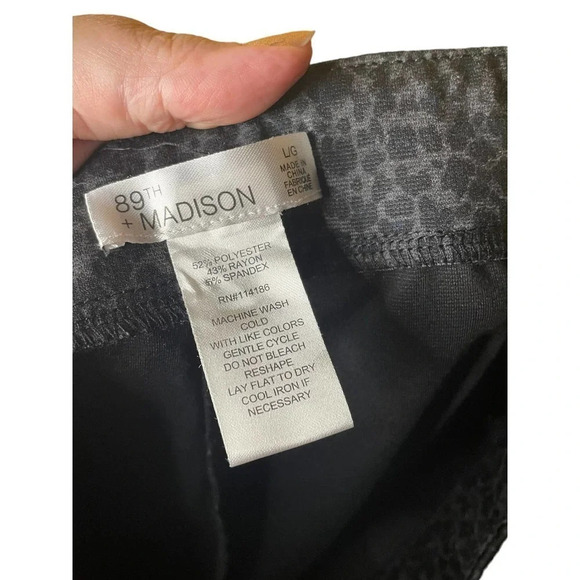 89th + Madison Women's Blue Leopard Classy Buttons Pants Size Large 10-12 - Picture 6 of 6